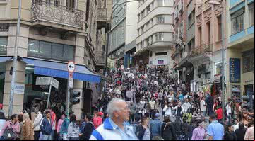 Fotografia mostrando a 25 de março - Wikimedia Commons/C.araujo26