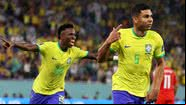 Casemiro e Vinícius Júnior no jogo contra a Suíça - Getty Images